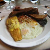 From breakfast meetings, to catered lunch; for our corporate clients, we do it all! 